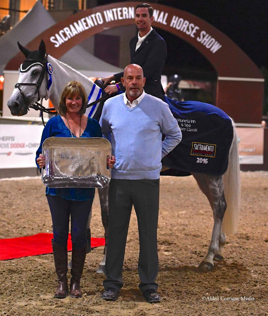 Chris Surbey & Cavalora. Ph. SIHS/Alden Corrigan