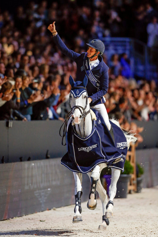 Daniel Deusser happily acknowledges the crowd after jumped clean in both rounds of today's World Cup Finals show down Photo: Dirk Caremans