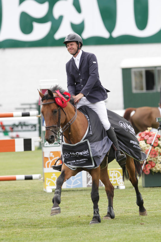 Hardin Towell & New York. Ph. Spruce Meadows Media Services.